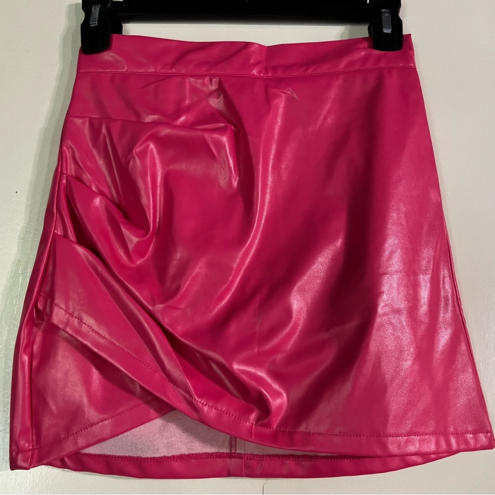 Pleather pink skirt